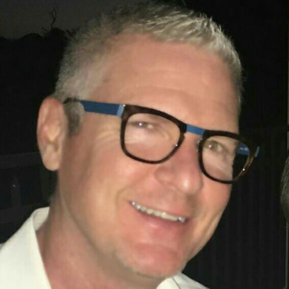 Meet your Posher, Kriss - Picture 1 of 1